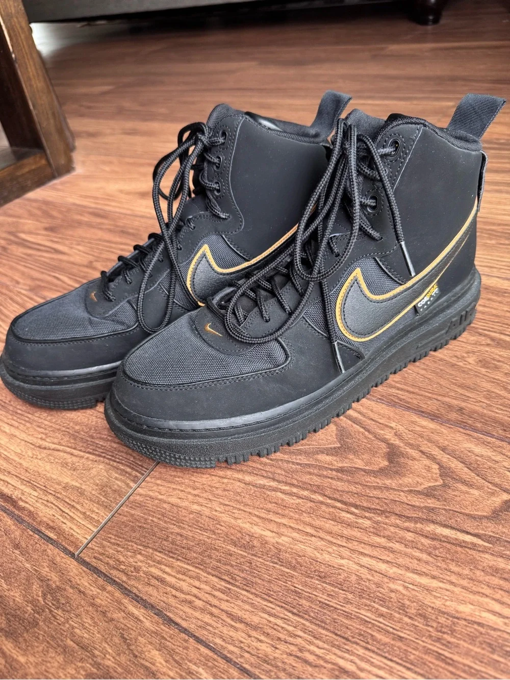 Nike traction durable support